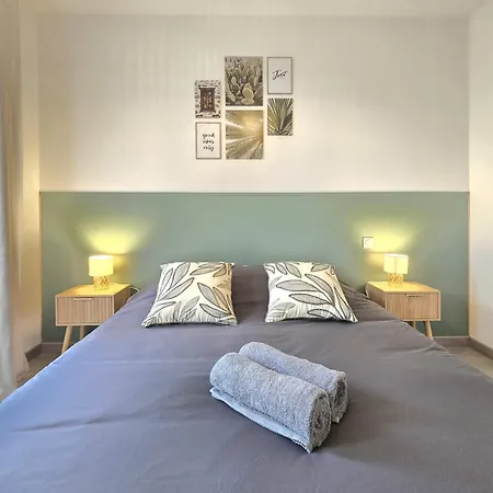 Le Clos Esteban Apartmán *